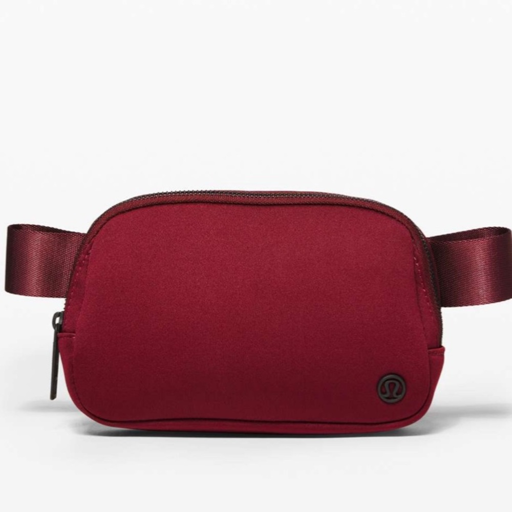 lululemon everywhere best bag
